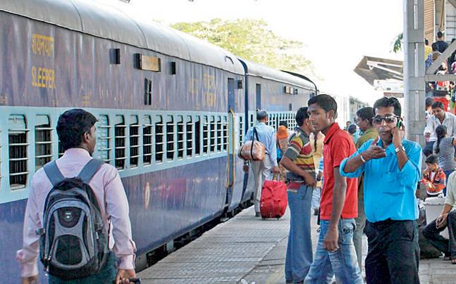 Indian railways: अब एक ही नंबर पर मिलेगी किराया और टाइमिंग समेत अन्य जानकारी